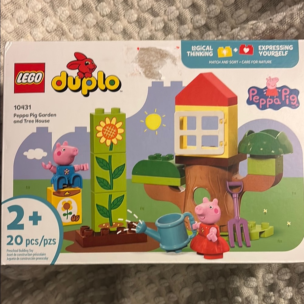 Lego Red and Green Building Blocks Set